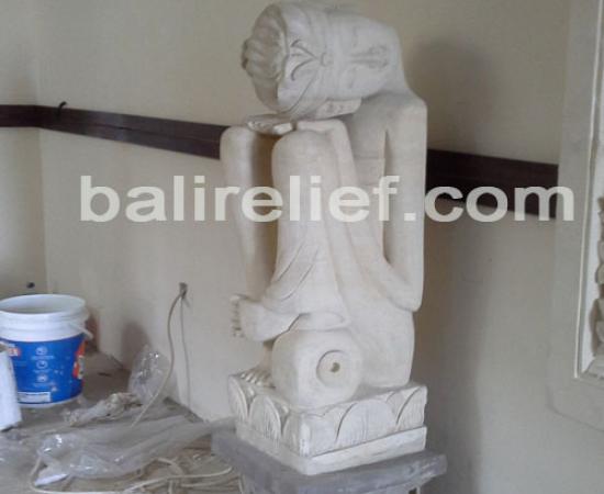 Statue SA-009